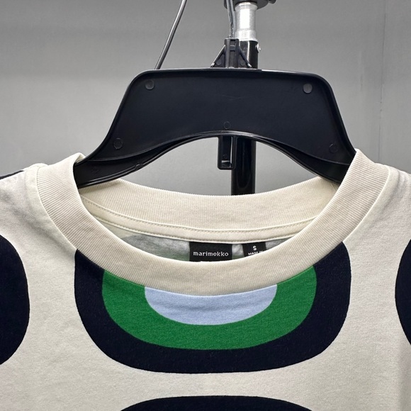 Uniqlo x Marimekko Green Graphic Short-Sleeve T-Shirt - Picture 7 of 10